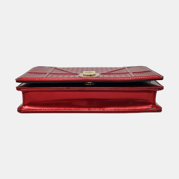 Authenticated pre-owned Diorama Calfskin Red - Crossbody Bag at Looply