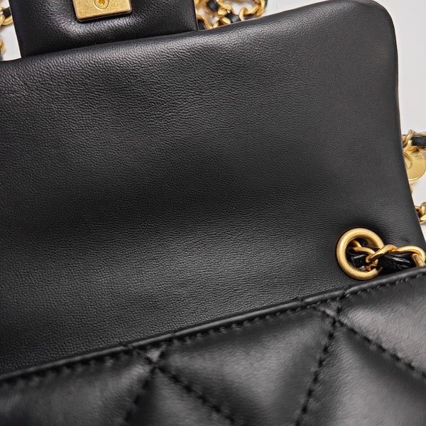 Authenticated pre-owned Classic Flap Quilted Lambskin Black - Shoulder Bag at Looply