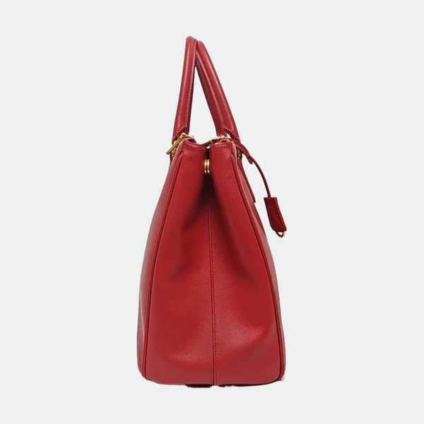 Authenticated pre-owned Galleria Small Calfskin Red - Top Handle Bag at Looply