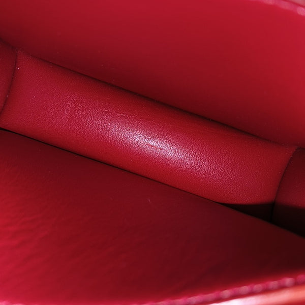 Authenticated pre-owned CLASSIC BOX Mini Calfskin Red - Crossbody Bag at Looply