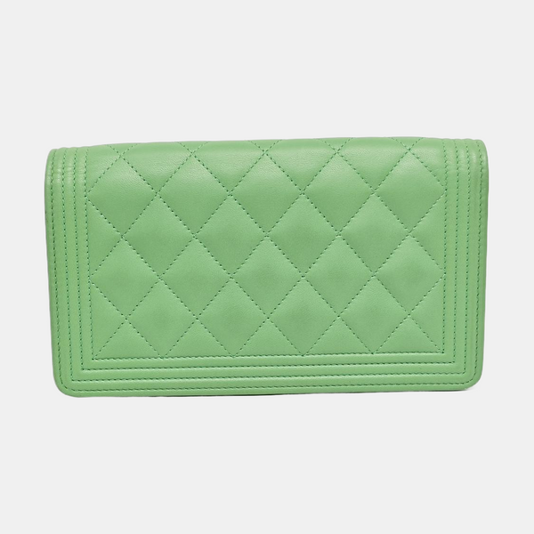 Authenticated pre-owned Boy Chanel Quilted Lambskin Green Wallet - Wallet at Looply