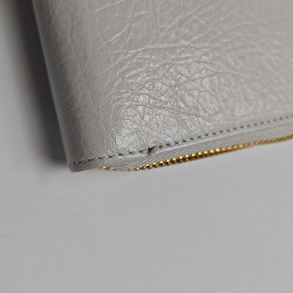 Authenticated pre-owned Classic City Lambskin White Wallet - Wallet at Looply