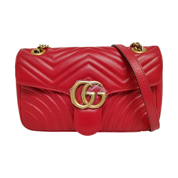 Authenticated pre-owned GG Marmont Medium Calfskin Red - Shoulder Bag at Looply