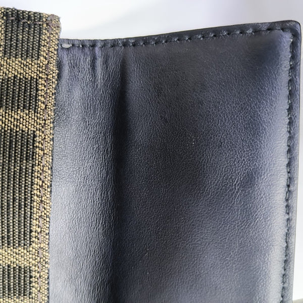 Authenticated pre-owned Baguette Fabric Multicolor - Shoulder Bag at Looply