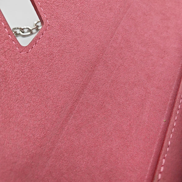 Authenticated pre-owned Twist MM Epi Red - Shoulder Bag at Looply