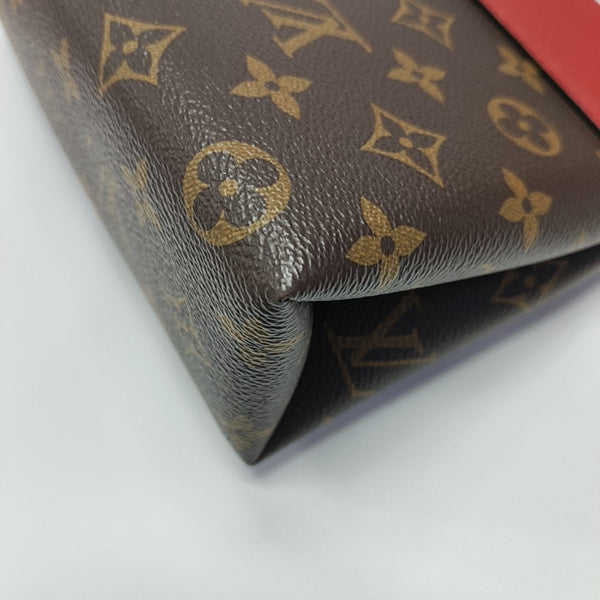 Authenticated pre-owned Locky BB Monogram Coated Canvas Red - Shoulder Bag at Looply
