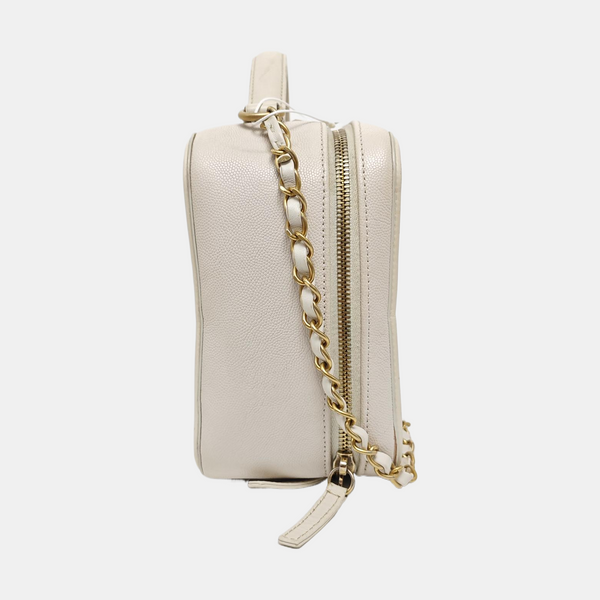 Authenticated pre-owned Filigree Large Quilted Grained Calfskin White - Shoulder Bag at Looply