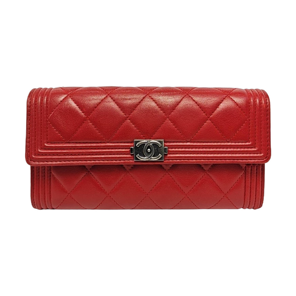Authenticated pre-owned Boy Chanel WOC Quilted Lambskin Red Wallet - Wallet at Looply