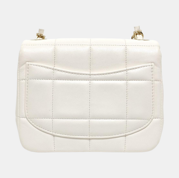 Authenticated pre-owned Classic Flap Lambskin White - Crossbody Bag at Looply