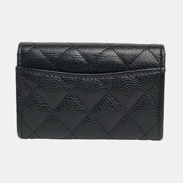 Authenticated pre-owned Classic Flap Quilted Grained Calfskin Black - Clutch at Looply