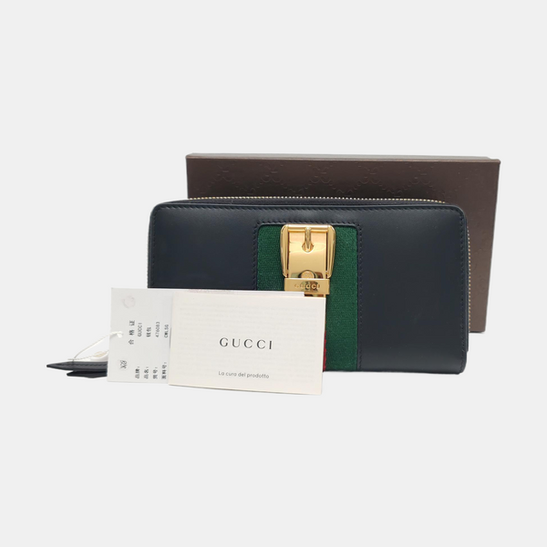 Authenticated pre-owned Sylvie Calfskin Black Wallet - Wallet at Looply