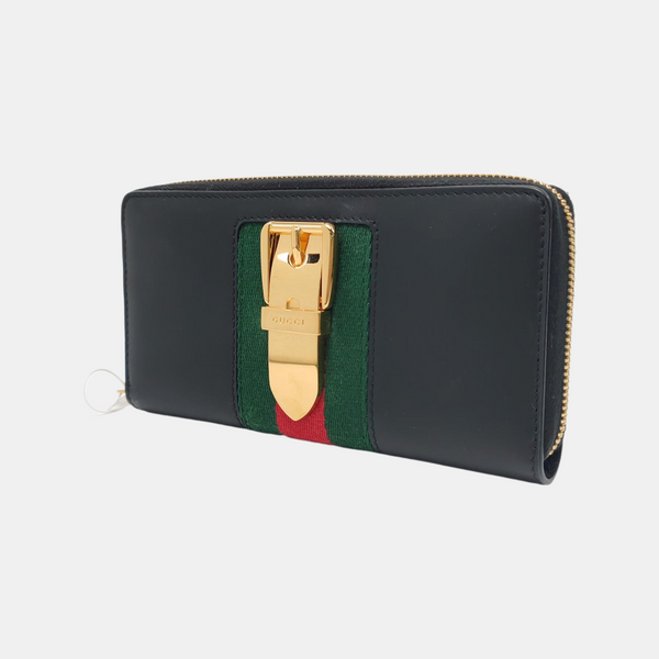 Authenticated pre-owned Sylvie Calfskin Black Wallet - Wallet at Looply