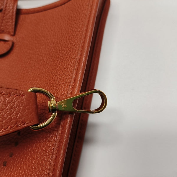 Authenticated pre-owned Evelyne TPM Clemence Orange - Shoulder Bag at Looply