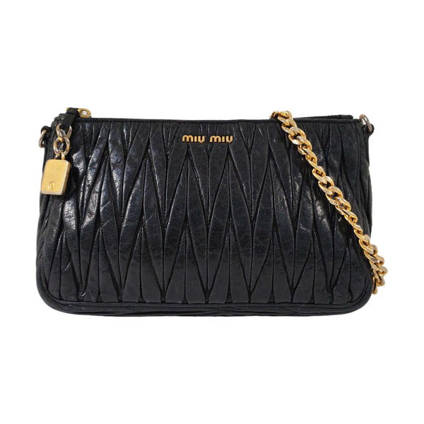 Authenticated pre-owned Matelassé Lambskin Black - Shoulder Bag at Looply