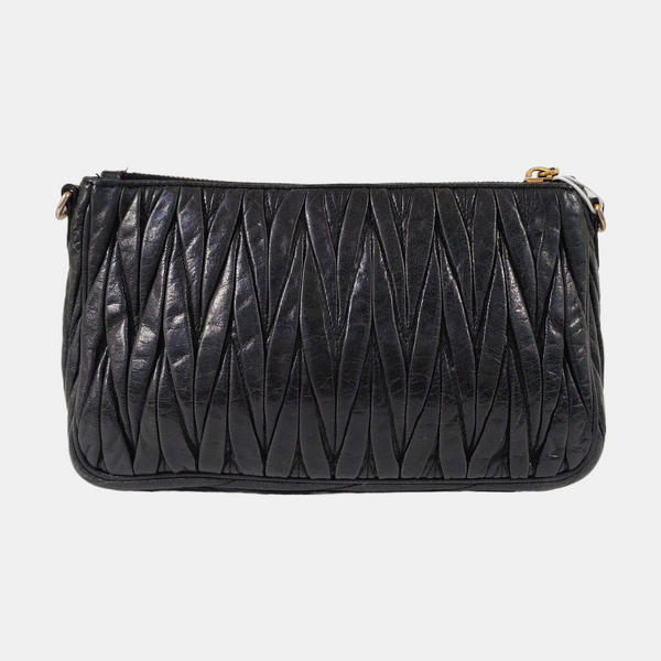 Authenticated pre-owned Matelassé Lambskin Black - Shoulder Bag at Looply