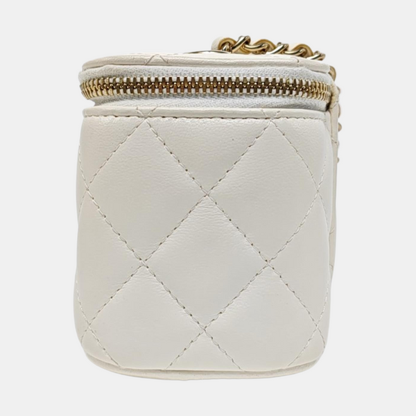 Authenticated pre-owned Vanity Case Small Quilted Lambskin White - Shoulder Bag at Looply