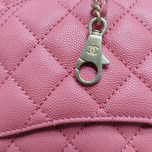 Authenticated pre-owned Coco Handle Quilted Grained Calfskin Pink - Shoulder Bag at Looply