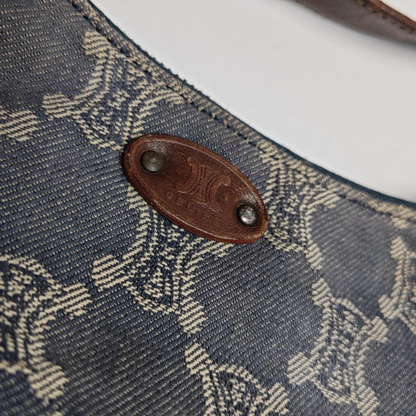 Canvas Blue