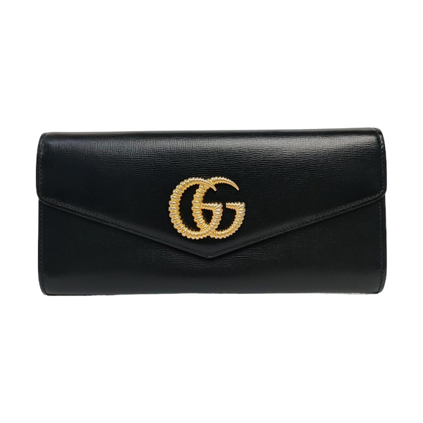 Authenticated pre-owned GG Marmont Calfskin Black - Clutch at Looply