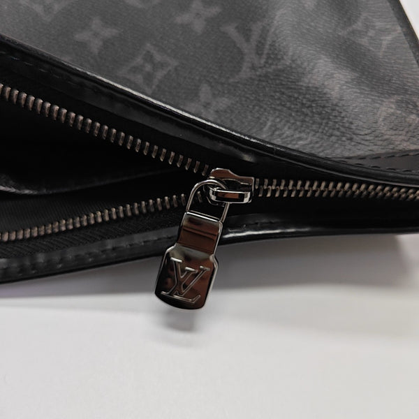 Pochette Voyag MM Monogram Coated Canvas Black