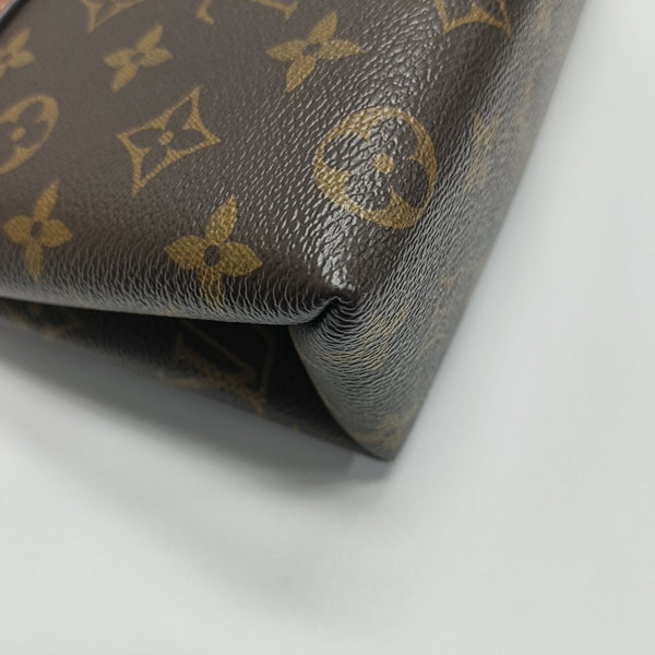 Authenticated pre-owned Locky BB Monogram Coated Canvas Brown - Shoulder Bag at Looply