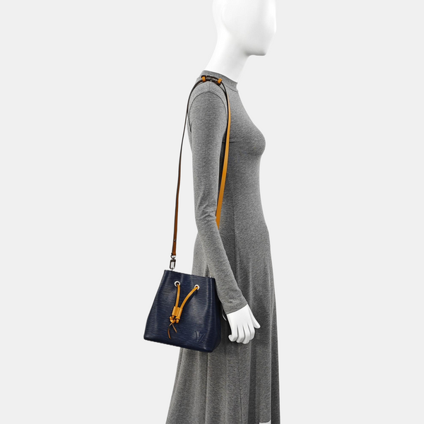 Authenticated pre-owned Néonoé BB Epi Blue - Shoulder Bag at Looply