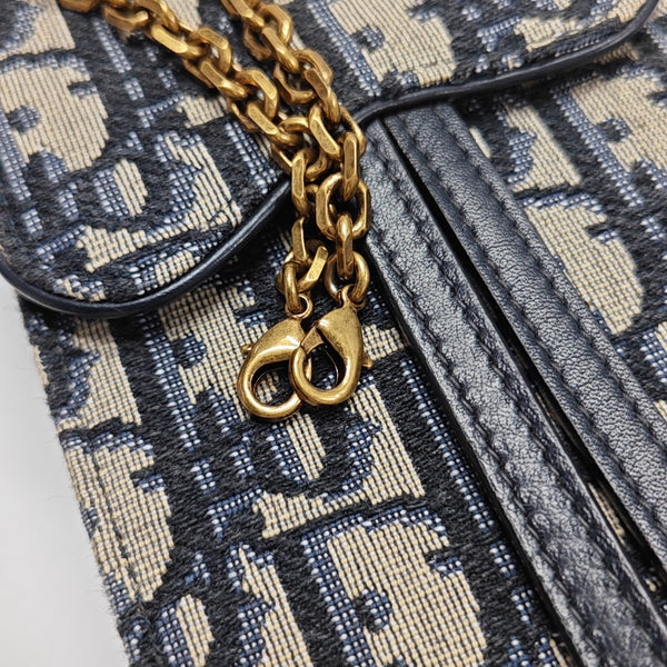 Authenticated pre-owned Saddle Monogram Canvas Blue - Shoulder Bag at Looply