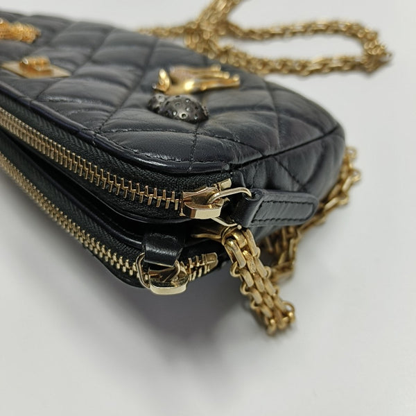 Authenticated pre-owned 2.55 Quilted Calfskin Black - Shoulder Bag at Looply