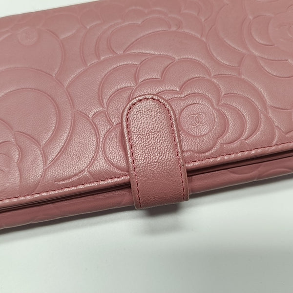 Quilted Lambskin Wallet Pink
