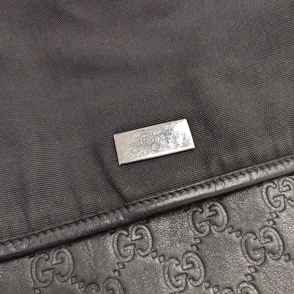 Messenger Fabric Black