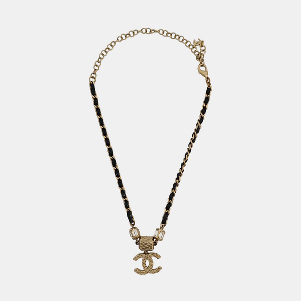 Authenticated pre-owned Gold-Tone Metal Fabric Necklace - Necklace at Looply