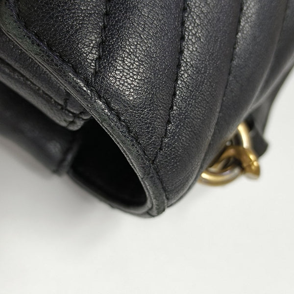 COLLEGE Medium Chevron Lambskin Black