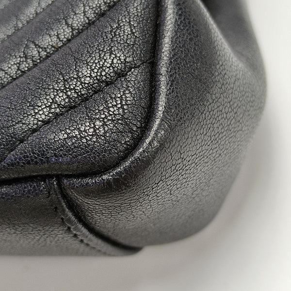 COLLEGE Medium Chevron Lambskin Black