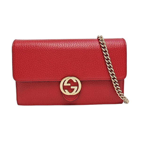 Authenticated pre-owned Interlocking G Calfskin Red - Shoulder Bag at Looply
