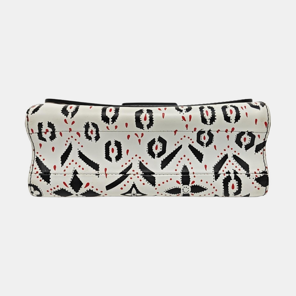 Authenticated pre-owned Twist MM Calfskin White - Shoulder Bag at Looply