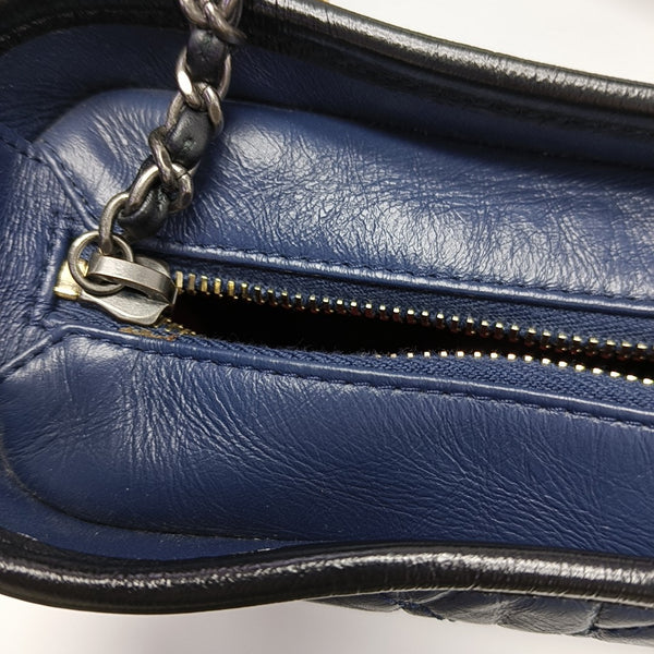 Authenticated pre-owned Gabrielle Quilted Calfskin Blue - Crossbody Bag at Looply
