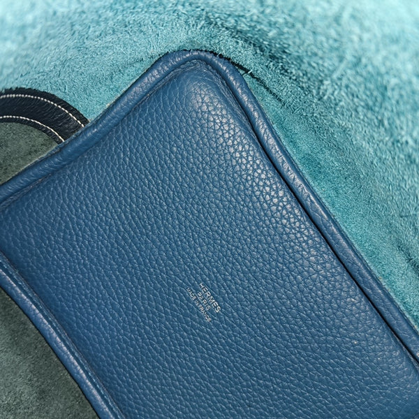 Authenticated pre-owned Picotin Lock 18 Clemence Multicolor - Top Handle Bag at Looply