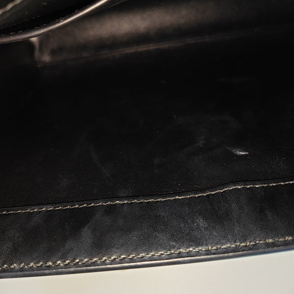 MANHATTAN Medium Calfskin Black