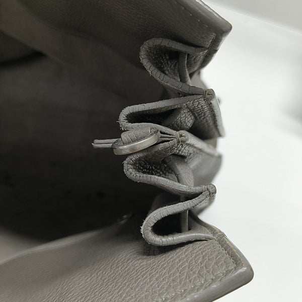 SAC DE JOUR Small Calfskin Gray