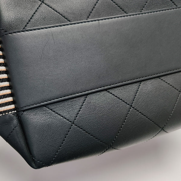 Quilted Calfskin Black