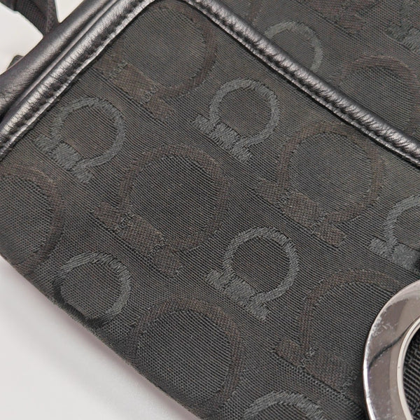 Canvas Black