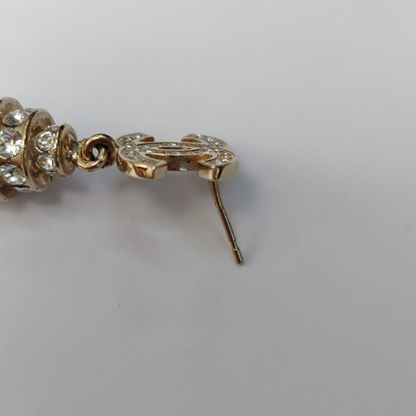 Authenticated pre-owned CC Large Pendant Stud Gold-tone Metal Synthetic Crystal Faux Pearl Earring - Earrings at Looply