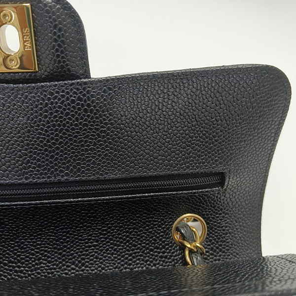CLASSIC FLAP Small Quilted Grained Calfskin Black