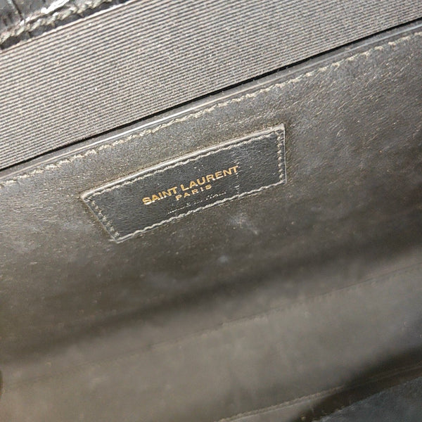 MANHATTAN Medium Calfskin Black