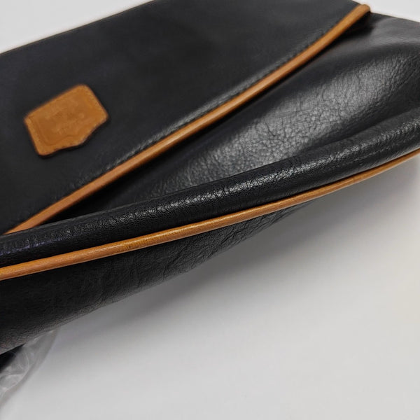 MACADAM CLUTCHES Calfskin Black