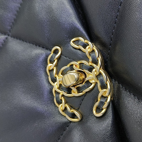 CHANEL 19 Small Quilted Lambskin Black