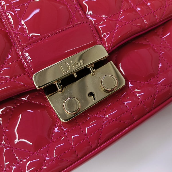 New Lock Cannage Patent Leather Red