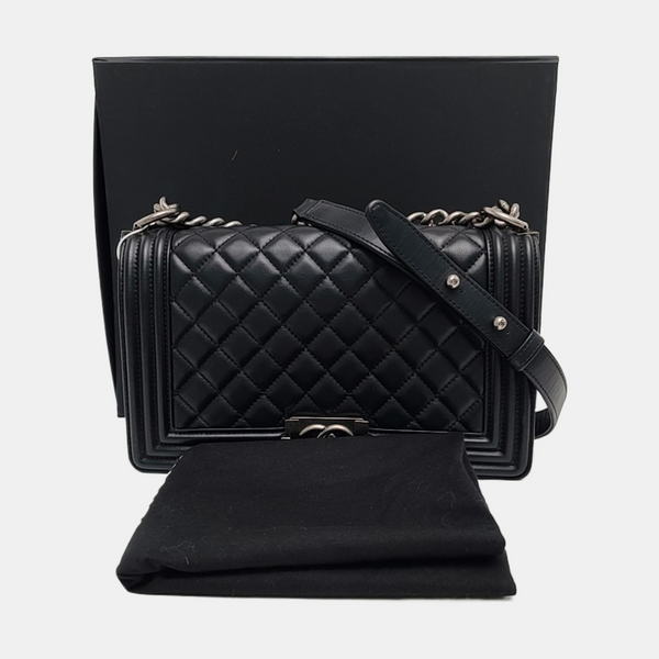 BOY CHANEL Medium Quilted Calfskin Black