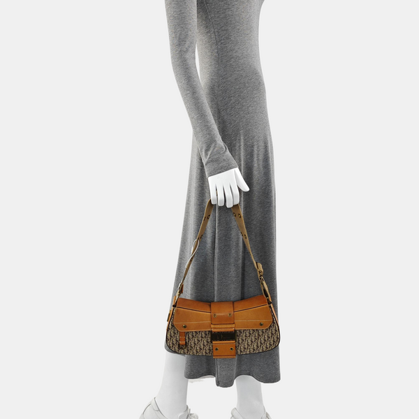 Street Chic Canvas Beige