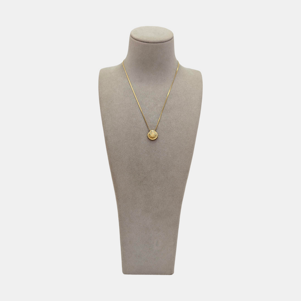 Authenticated pre-owned Gold-tone Metal Gold Necklace - Necklace at Looply
